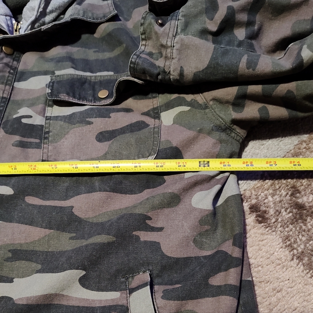 Camouflage Hooded Men's XL Jacket - Picture 9 of 12